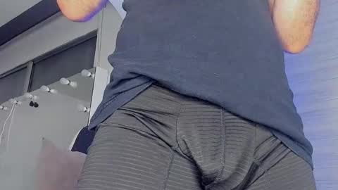 dereckhardd online show from 03.03.26