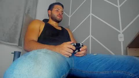 dereckhardd online show from 07.05.26
