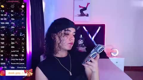 Derek independent online show from 01.10.25