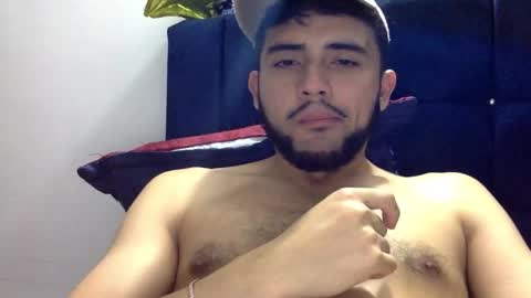 Snapshot of derek_smiith chatting on 03.01.26 Derek smiith online show from 03.01.26