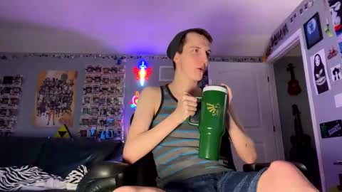 Snapshot of derekdings chatting on 05.16.26 derekdings online show from 05.16.26
