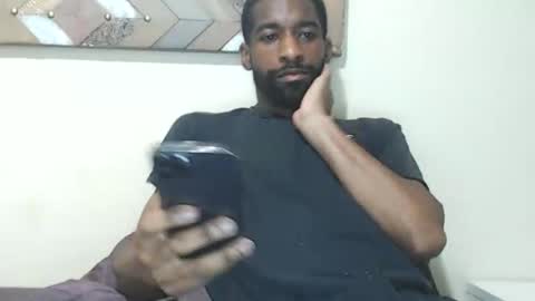 Snapshot of derekthetruth2 chatting on 05.10.26 derekthetruth2 online show from 05.10.26