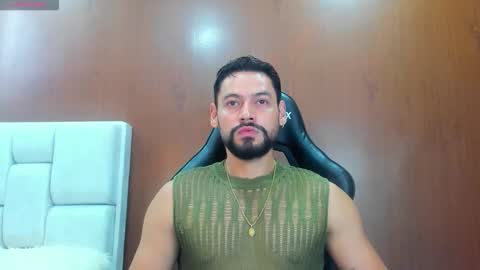 Snapshot of derrybigger_cm chatting on 10.21.25 DerryBigger CM online show from 10.21.25