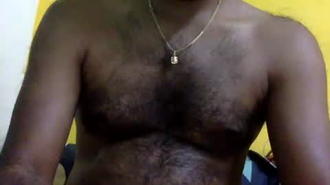 Snapshot of desi_suckable chatting on 01.26.25 desisuckable online show from 01.26.25