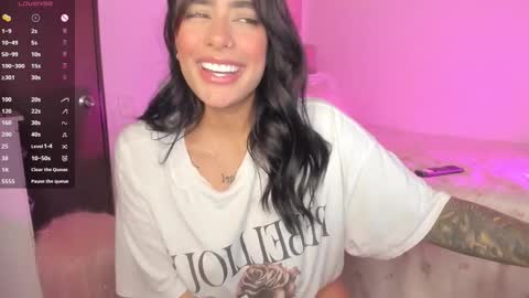 Sophie  online show from 11.05.25