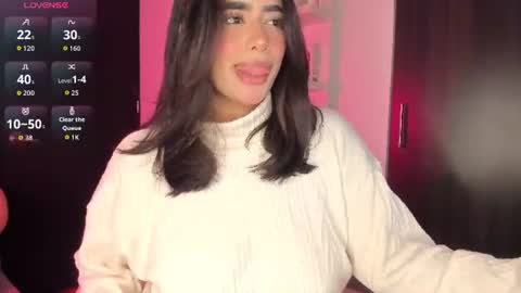 Snapshot of desired_breasts chatting on 07.24.26 Sophie online show from 07.24.26