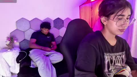 TORI AND MR. BEAR online show from 04.12.26