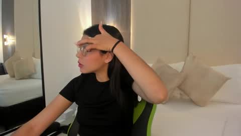 desire online show from 01.14.26