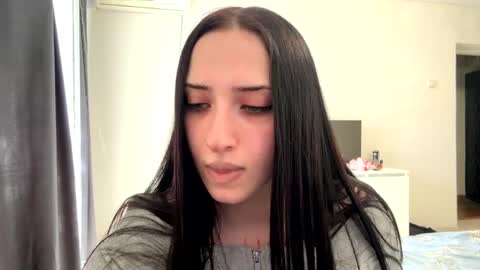 Snapshot of desireespady chatting on 05.23.26 Kira online show from 05.23.26