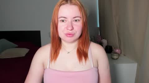 Snapshot of desirelayla chatting on 06.17.26 LAYLA online show from 06.17.26