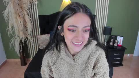 Snapshot of desiring__angel chatting on 02.26.25 Desiring Angel online show from 02.26.25