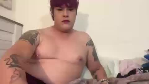 Dezmond online show from 10.15.25