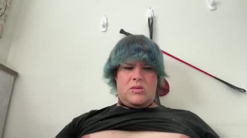 Dezmond online show from 11.24.25