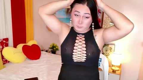 destenierose online show from 10.11.25