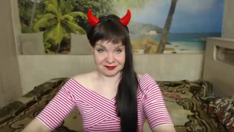 Snapshot of destinykiss chatting on 05.10.26 destinykiss online show from 05.10.26