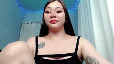 Snapshot of destinyroxie chatting on 01.02.25 ROXIE  online show from 01.02.25