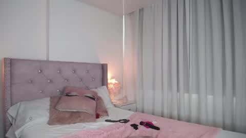 destinysweet21 online show from 12.21.24