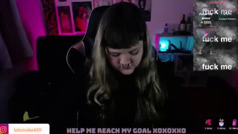 Snapshot of destroyall420 chatting on 06.19.26 Lola Bdsm and fries online show from 06.19.26