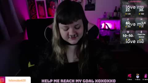 Snapshot of destroyall420 chatting on 06.20.26 Lola Bdsm and fries online show from 06.20.26