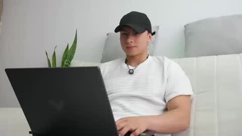 Snapshot of deus_belli chatting on 09.26.25 Deus Belli online show from 09.26.25