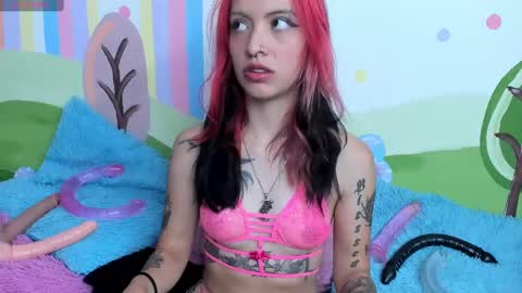 Snapshot of devil_megh chatting on 03.06.25 Meghan online show from 03.06.25