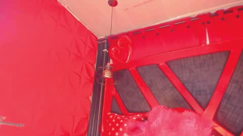 devil_taylorx online show from 01.12.26