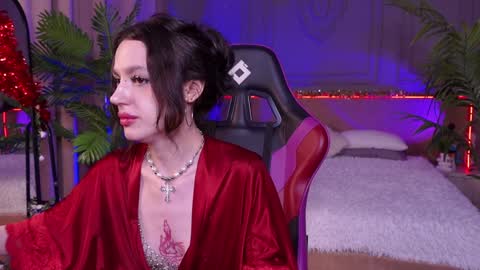 devilinee online show from 12.21.24