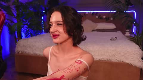 devilinee online show from 11.16.25