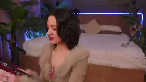 Snapshot of devilinee chatting on 02.27.26 devilinee online show from 02.27.26