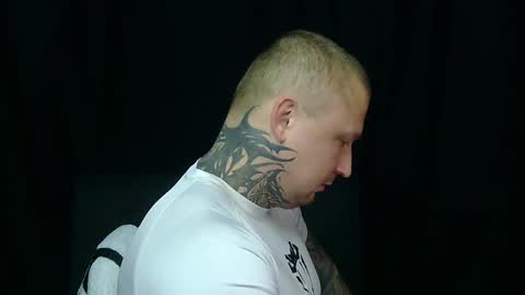 Snapshot of devilwithtats chatting on 04.26.26 Lucian online show from 04.26.26