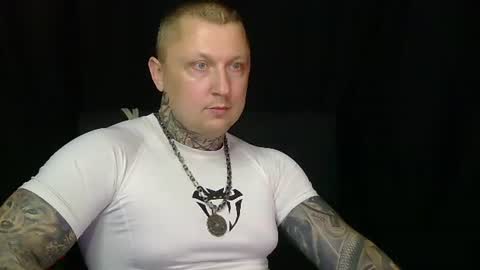 Snapshot of devilwithtats chatting on 06.09.26 Lucian online show from 06.09.26