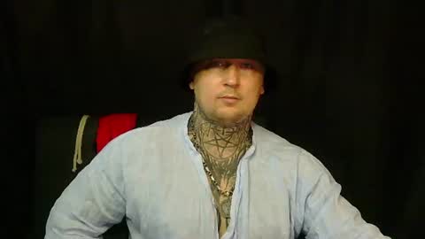 Snapshot of devilwithtats chatting on 07.12.26 Lucian online show from 07.12.26