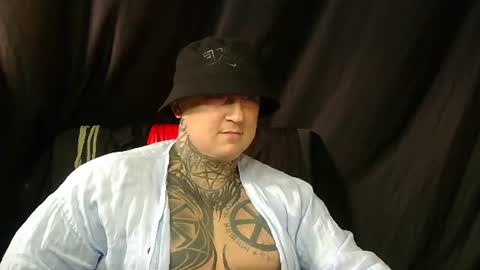 Snapshot of devilwithtats chatting on 07.27.26 Lucian online show from 07.27.26