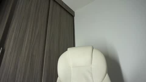 Devin Hunter online show from 12.23.24