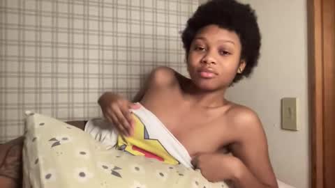 Snapshot of devinestar chatting on 02.10.26 Devine Star online show from 02.10.26