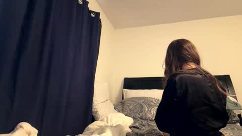 Snapshot of devonclarky213 chatting on 04.06.26 come play online show from 04.06.26