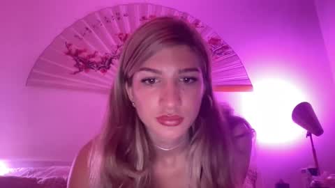 Snapshot of devyy333 chatting on 01.01.25 devyy333 online show from 01.01.25