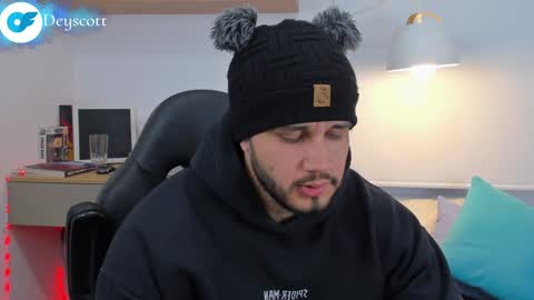 JULIAN online show from 01.22.25