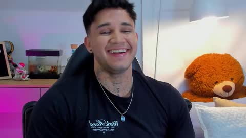 JULIAN online show from 09.11.25