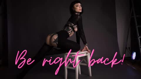 dgtlgrl online show from 01.18.26