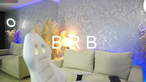 Snapshot of diagostone chatting on 02.12.26 Diego online show from 02.12.26