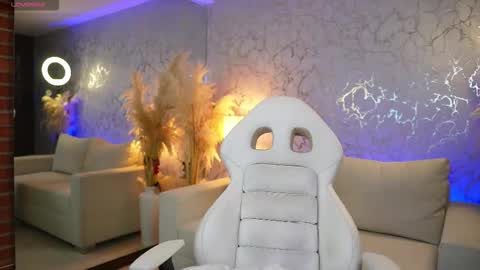 Snapshot of diagostone chatting on 02.13.26 Diego online show from 02.13.26