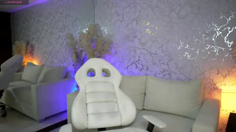 Diego online show from 04.30.26
