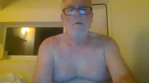 Snapshot of dial76 chatting on 01.03.25 dial76 online show from 01.03.25