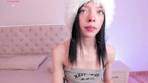 Snapshot of diamond__cherry chatting on 02.21.26 Diamond online show from 02.21.26