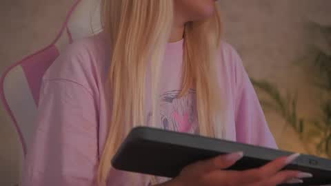 Thea online show from 06.07.26