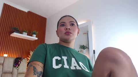 Snapshot of diamond_canela chatting on 01.22.25 diamond_canela online show from 01.22.25