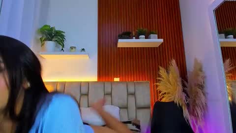 Snapshot of diamond_canela chatting on 09.23.25 diamond_canela online show from 09.23.25