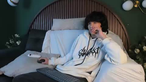 diamond_twink online show from 07.24.26