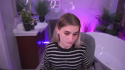 DiamondNina online show from 04.18.26